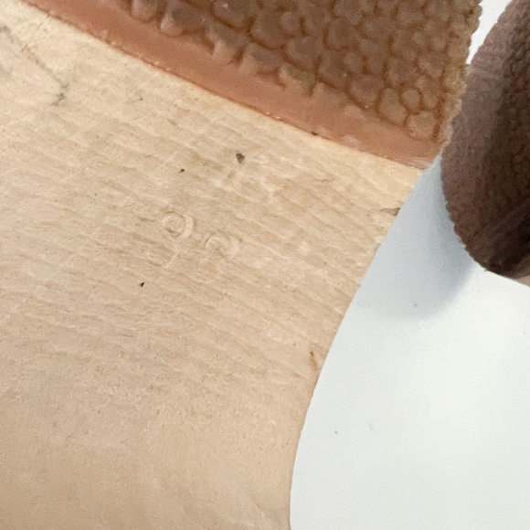 Lotta Classic Elsa Clogs with Wide Buckle - Picture 8 of 15